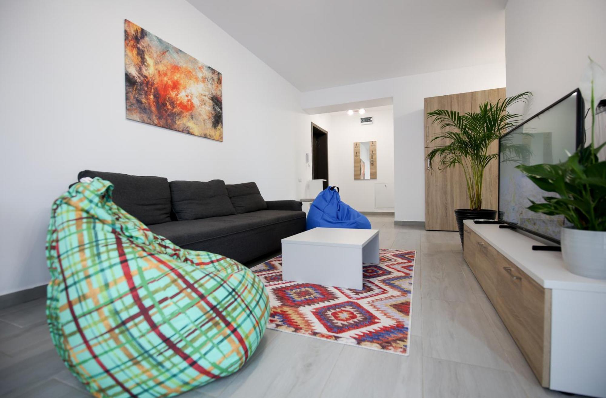 Vitan Central Oasis ---Free Secured Private Parking---Self Check-In-- Bukarest Eksteriør billede