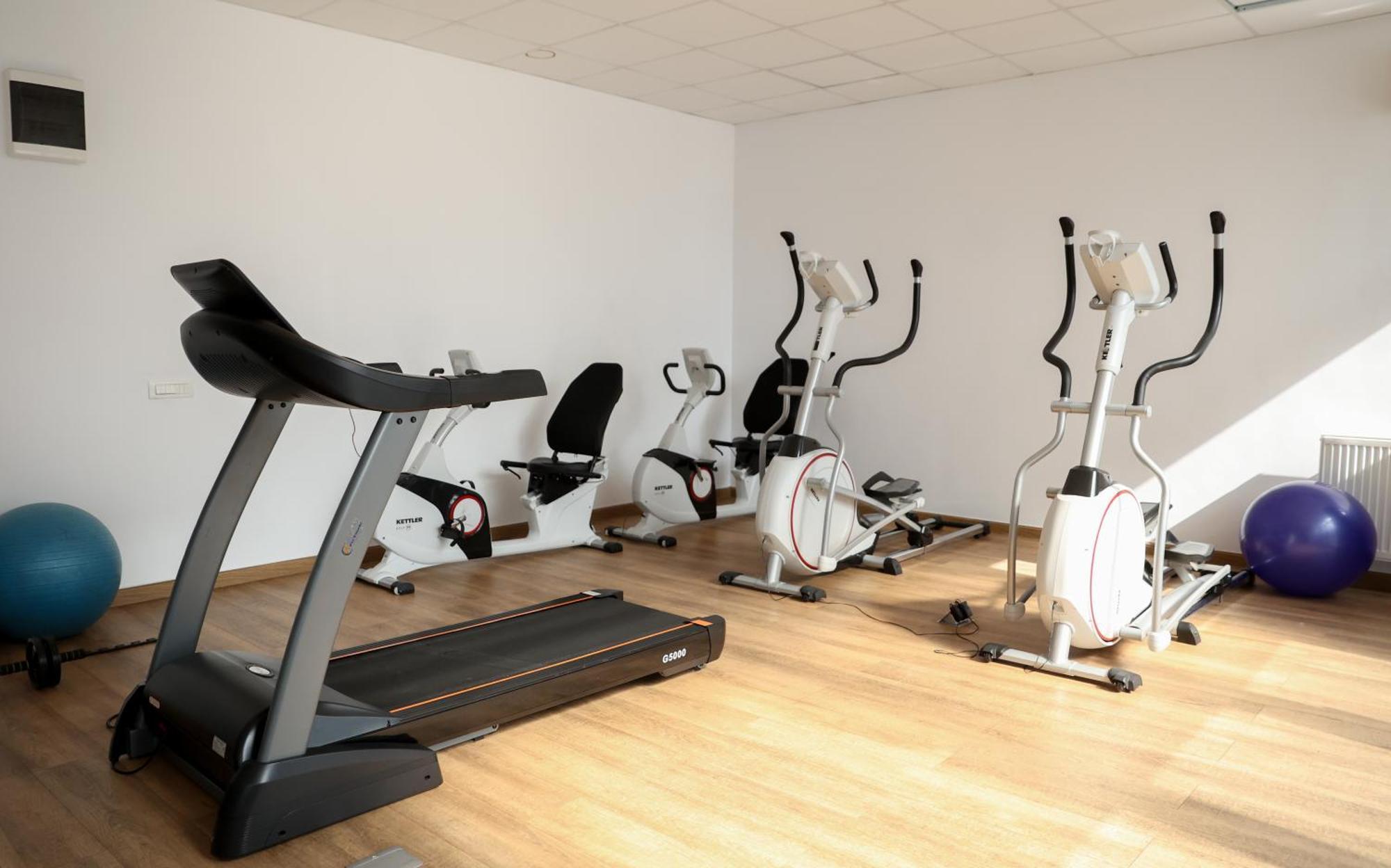 Vitan Central Oasis ---Free Secured Private Parking---Self Check-In-- Bukarest Eksteriør billede